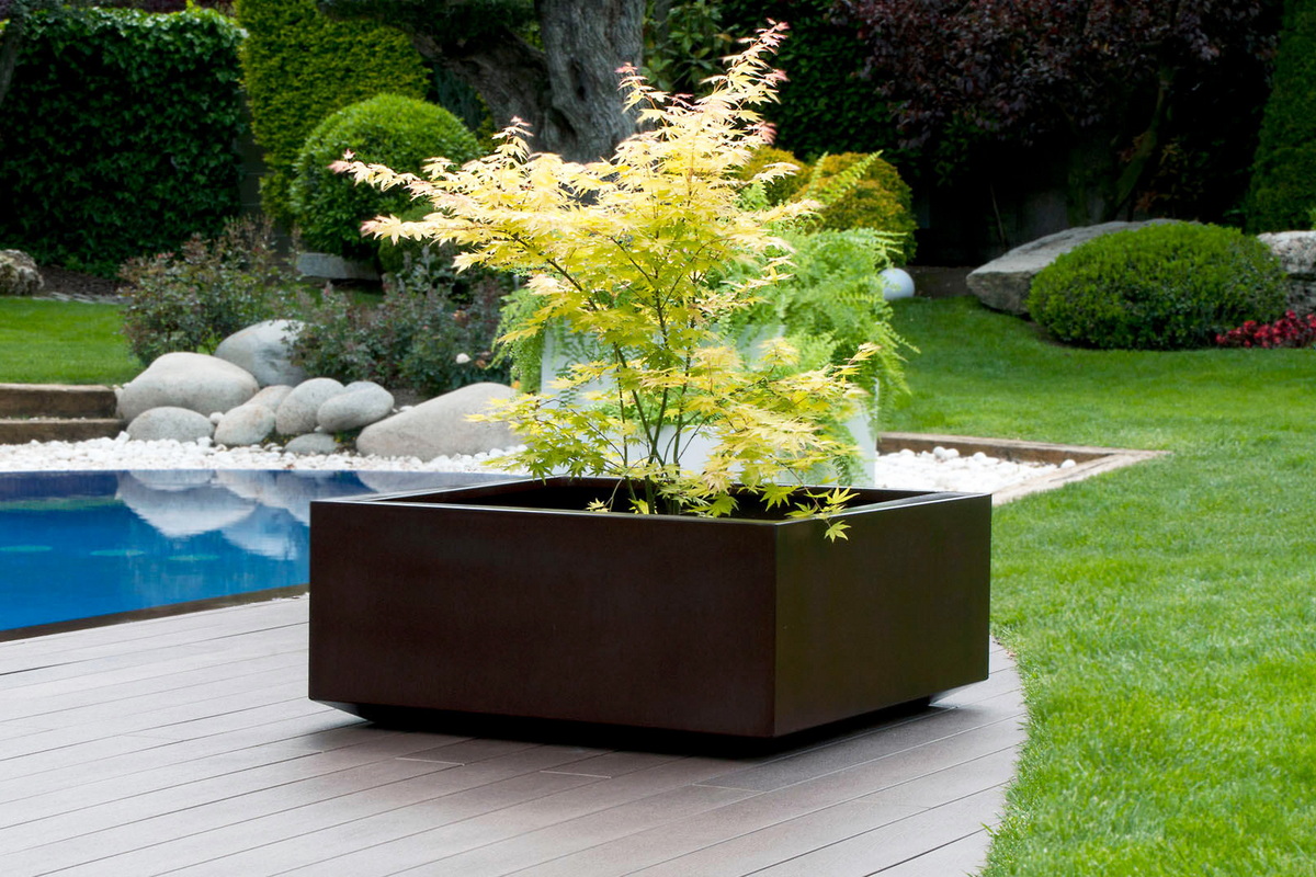 Corten Çelik Saksı
